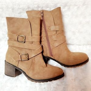 Rampage ankle boots tan size 8